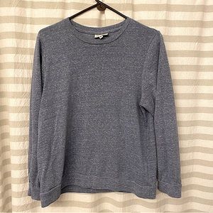 EUC marled blue/grey top Sz large